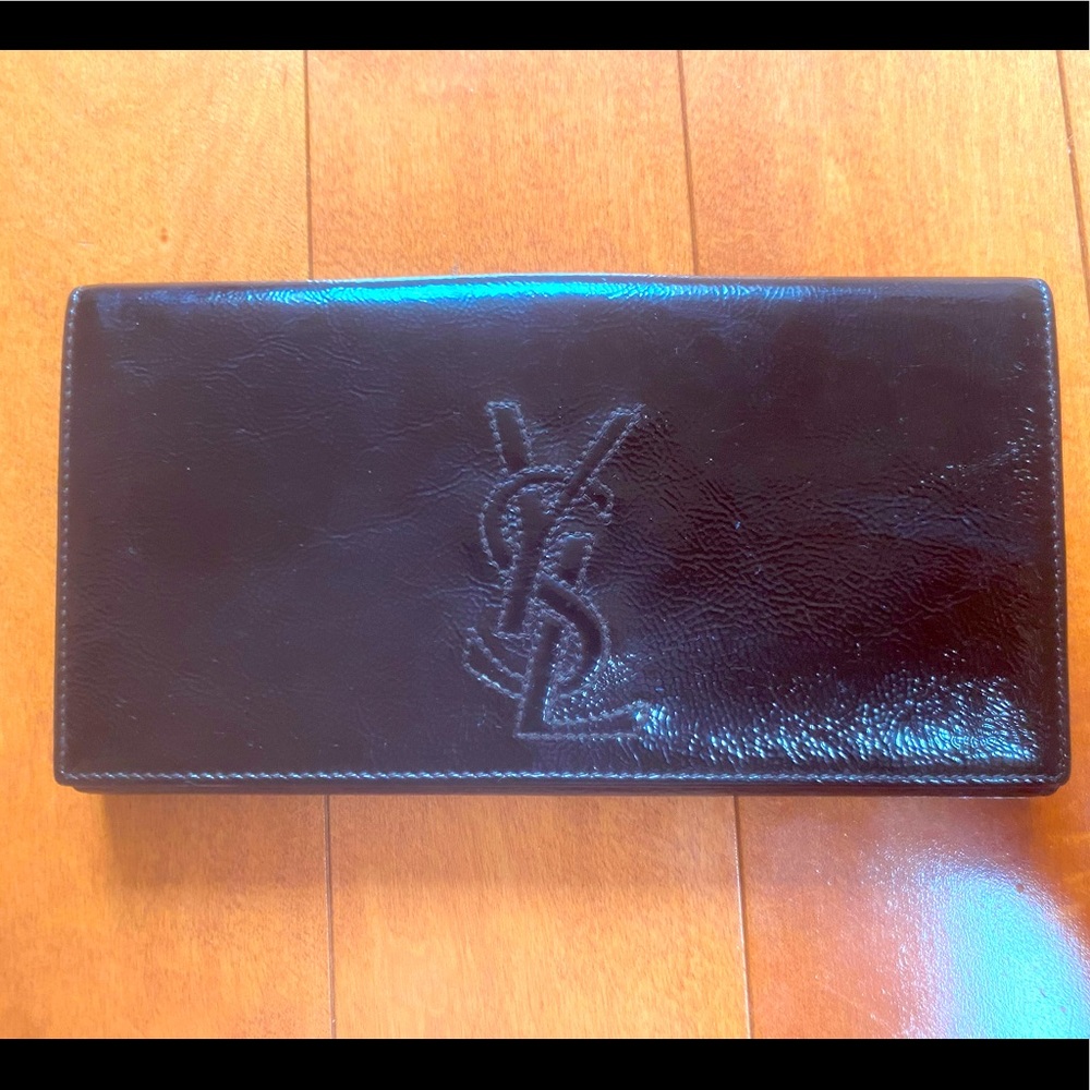 Vintage YSL Textu Patent Leather Wallet!!!